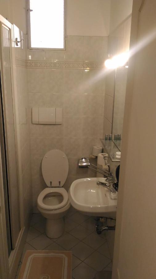 Gasthof Flamina 9 B&B Rom